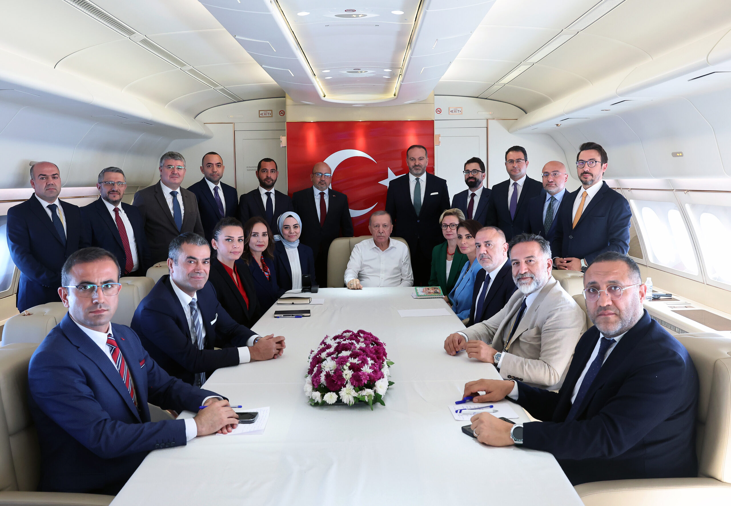 İstanbul Cumhurbaşkanı Erdoğan Brezilya dönüşü gazetecilerle sohbet etti
