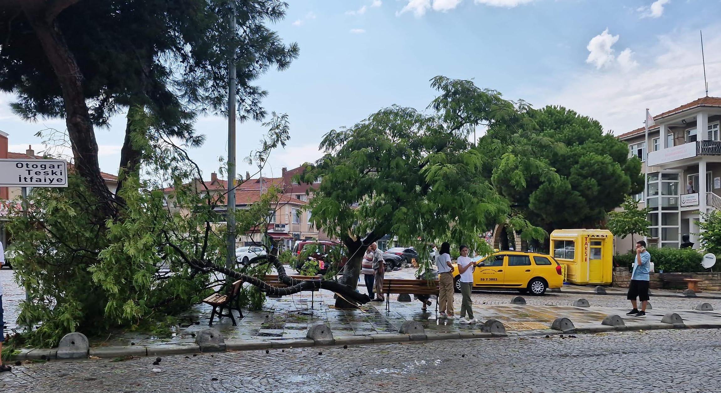 Marmara'da kuvvetli rüzgar ve fırtına uyarısı