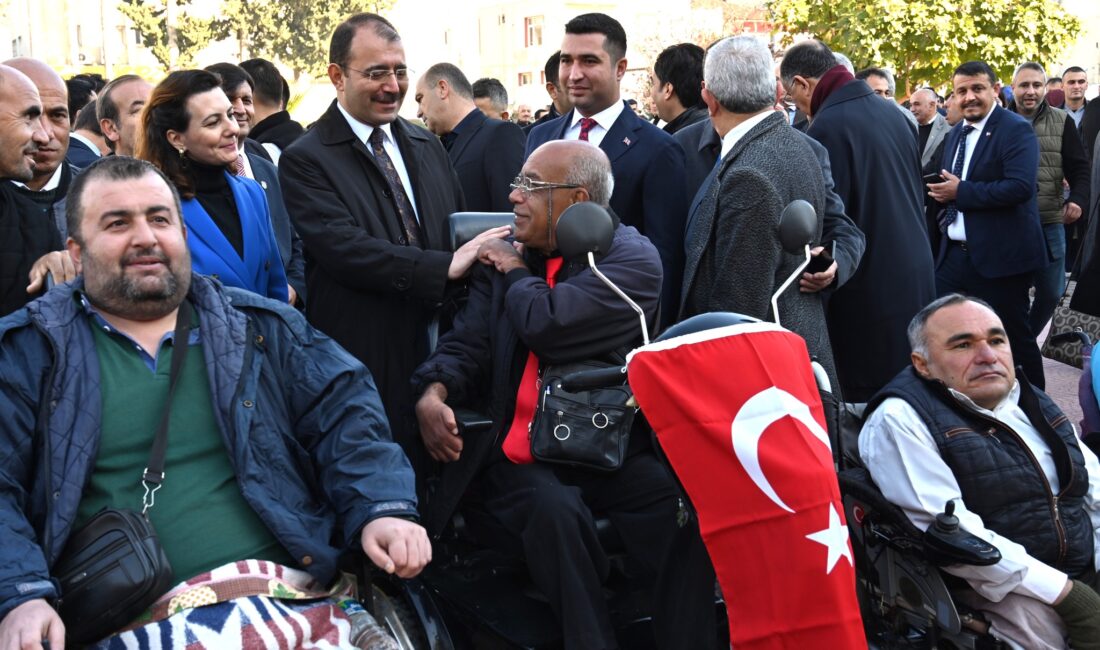 KADİRLİ’DE FARKINDALIK YÜRÜYÜŞÜ.. İYİ Kİ VARSINIZ..