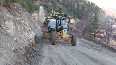 Çağlayancerit Belediye Başkanı Av. Yemliha Göktaş, ilçedeki ulaşım altyapısını güçlendirmek
