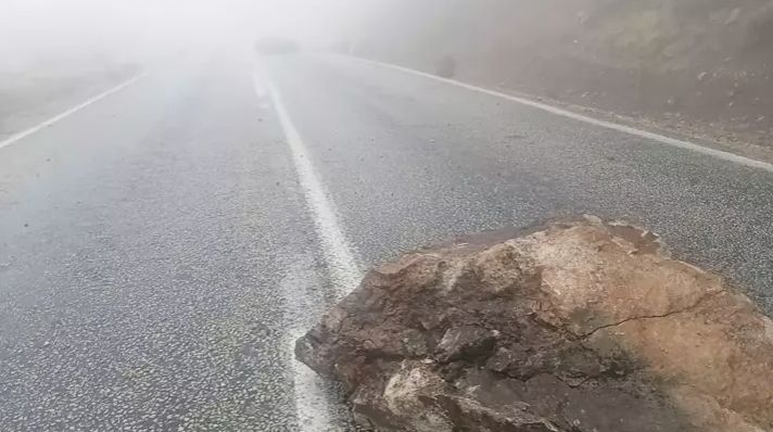 İskender ZENGİN/ANDIRIN(Kahramanmaraş), (DHA)- KAHRAMANMARAŞ’ın Andırın ilçesinde meydana gelen heyelan sonucu