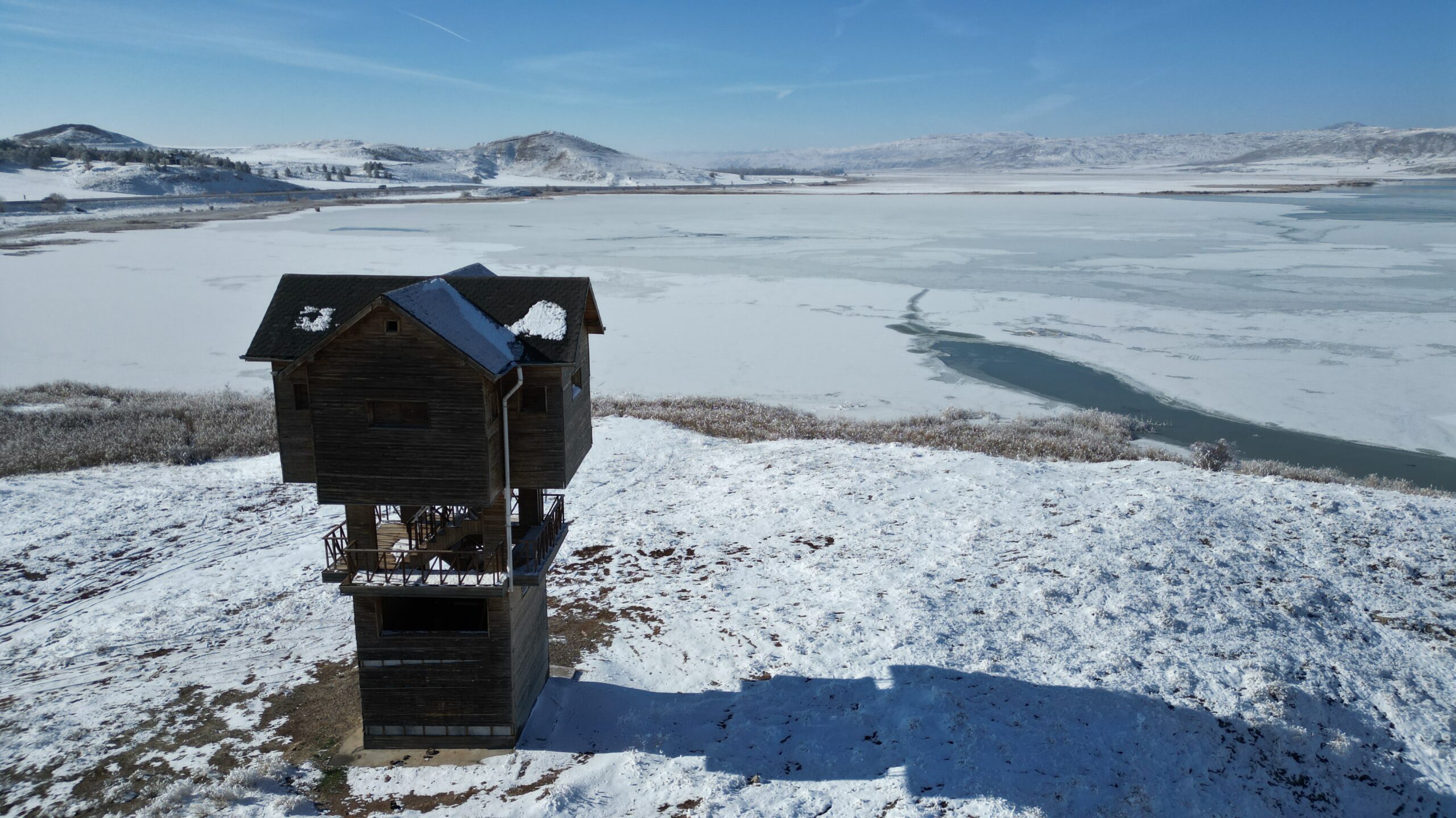 Buz tutan göllerde 'Eskimo' usulü balık avı / Ek fotoğraflar