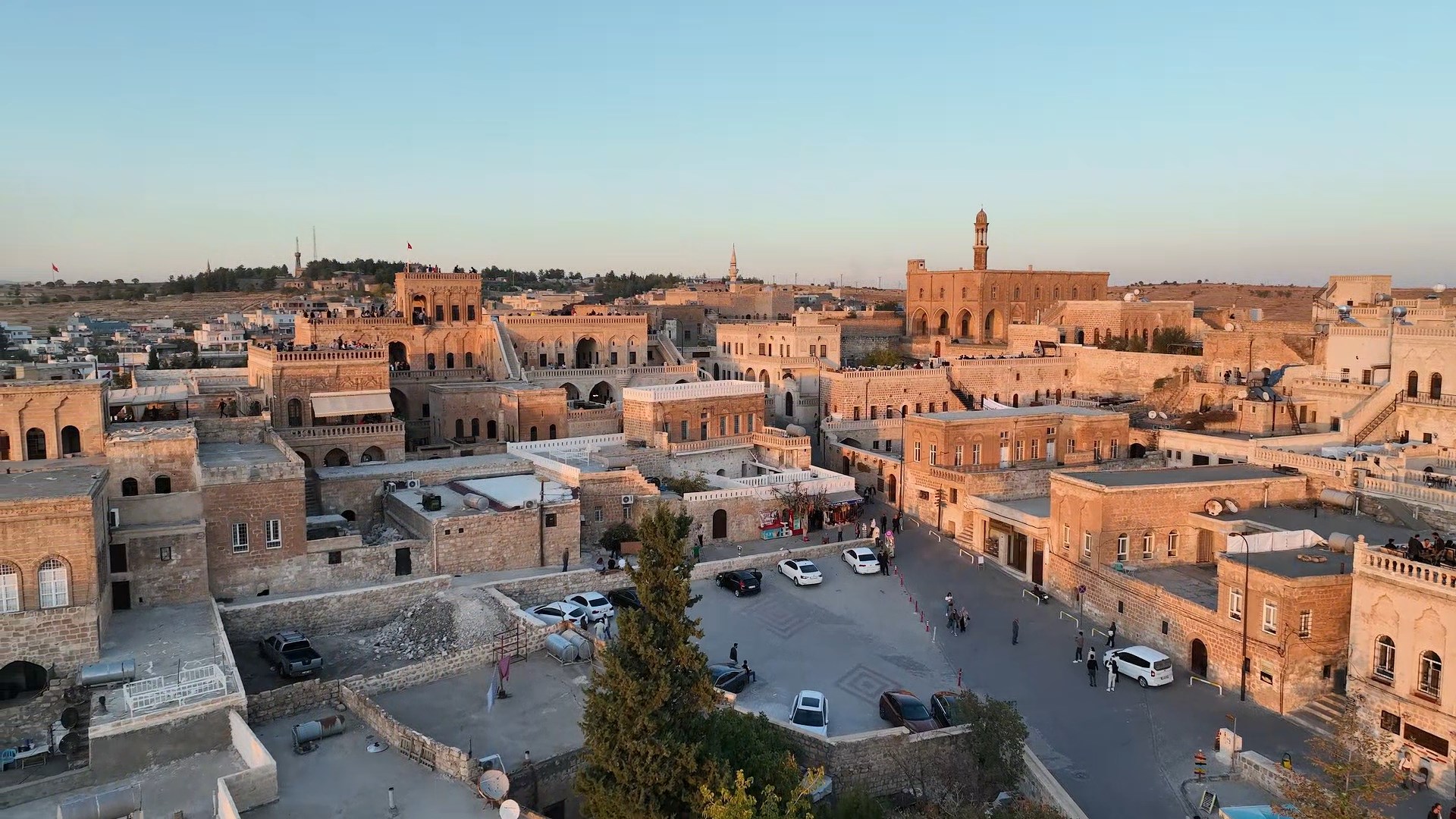 Havaların soğuması 'Medeniyetler beşiği' Midyat’ın turizmini etkilemedi/Ek fotoğraflar Havaların soğuması 'Medeniyetler beşiği' Midyat’ın turizmini etkilemedi/Ek fotoğraflar
