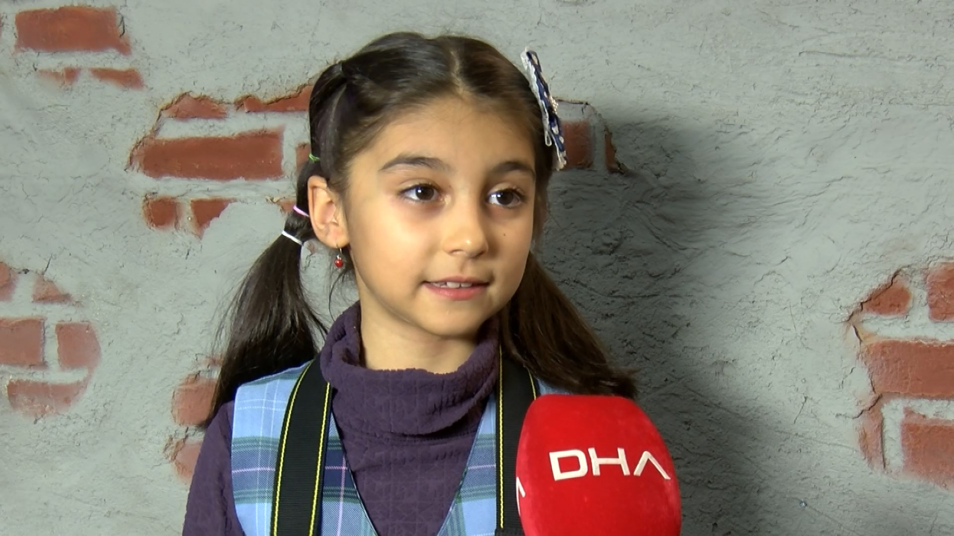 İstanbul 7 yaşındaki Mihrimah'a 'Çocukların Gözleri Dünya' Uluslararası fotoğraf yarışmasında onur ödülü