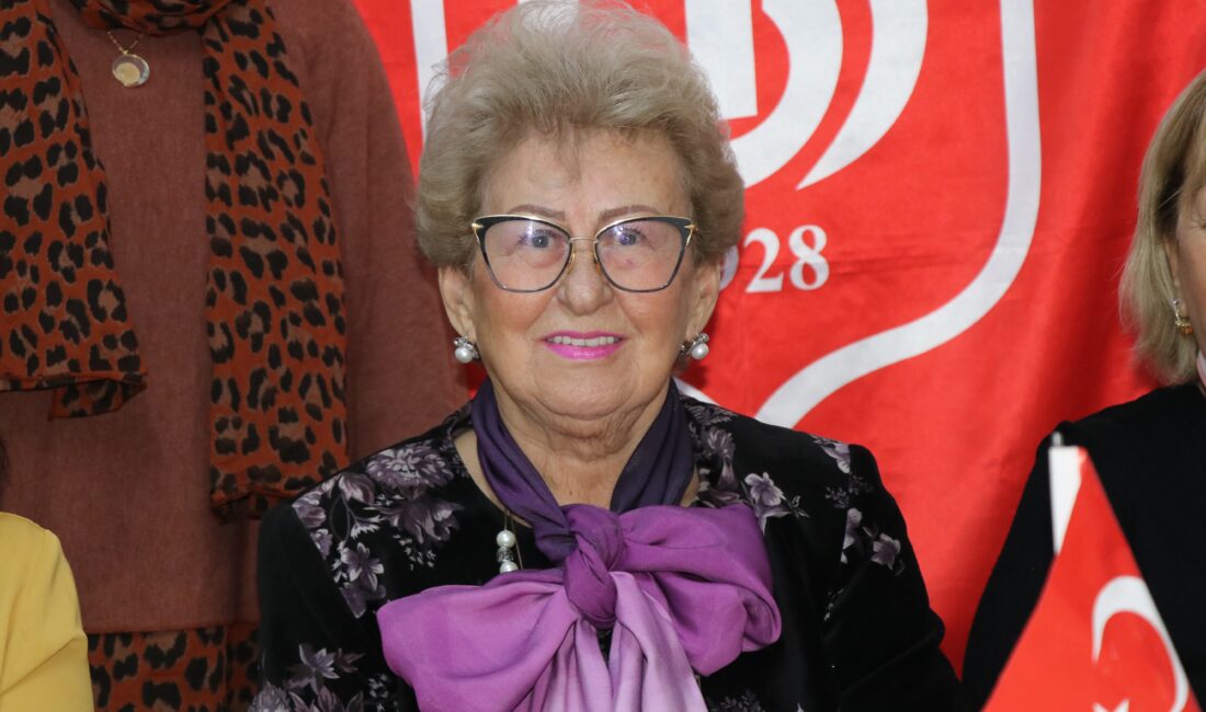 Tezcan SOLMAZ/DÜZCE, -DÜZCE’de yaşayan Necmel Bilir (82), 45 yıl önce