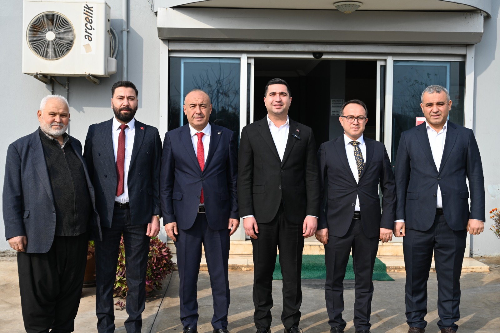 “BAŞKAN OLCAR” KADİRLİ OSB’DE ZİYARETLERDE BULUNDU os 4