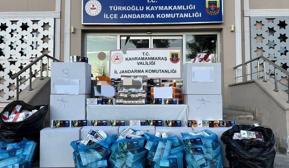 Kahramanmaraş’ta jandarma ekipleri tarafından bir otomobile yapılan aramada kaçak sigara