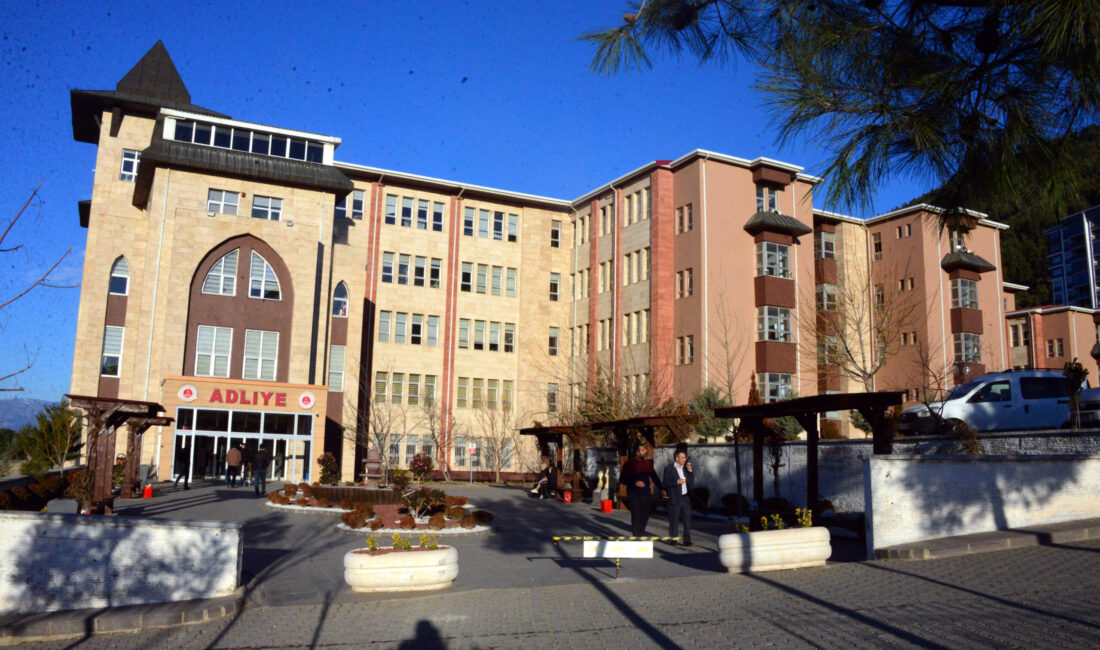 Ömer KOÇ/KAHRAMANMARAŞ, – KAHRAMANMARAŞ’ta, depremde yıkılması sonucu 44 kişinin hayatını