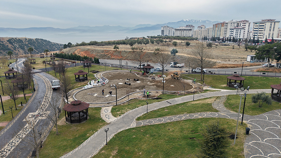 Büyükşehir Belediyesi, Aliya İzzetbegoviç Millet Bahçesi’nde bakım, onarım ve yenileme