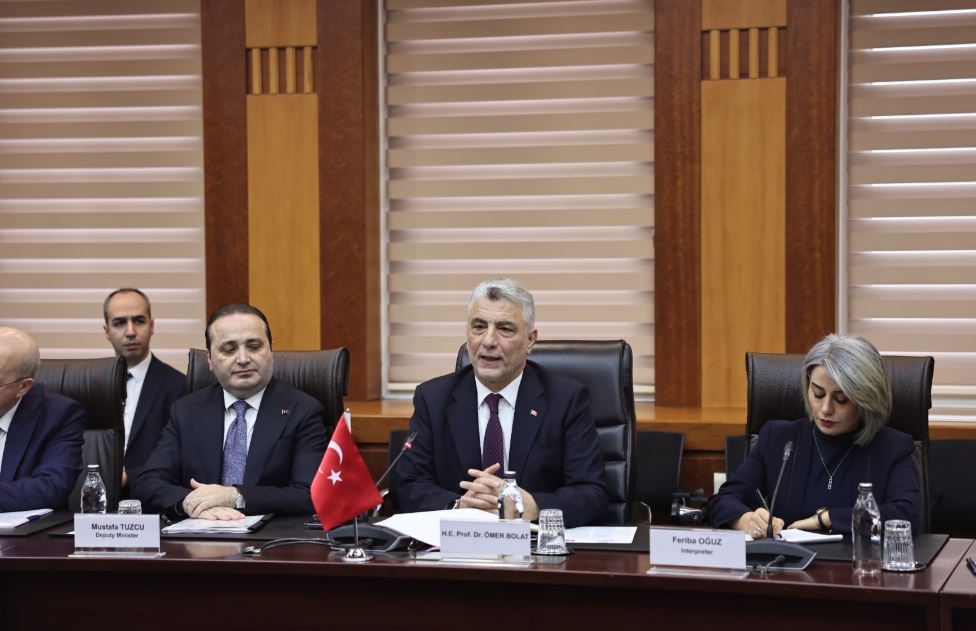Gizem ÇORLU-Emirhan YÜZÜGÜLDÜ/ANKARA, – TİCARET Bakanı Ömer Bolat, “Türkiye’den İran’a