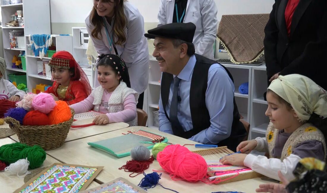 Tekin YALÇINKAYA/ELAZIĞ, – MİLLİ Eğitim Bakanı Yusuf Tekin, geldiği Elazığ’da