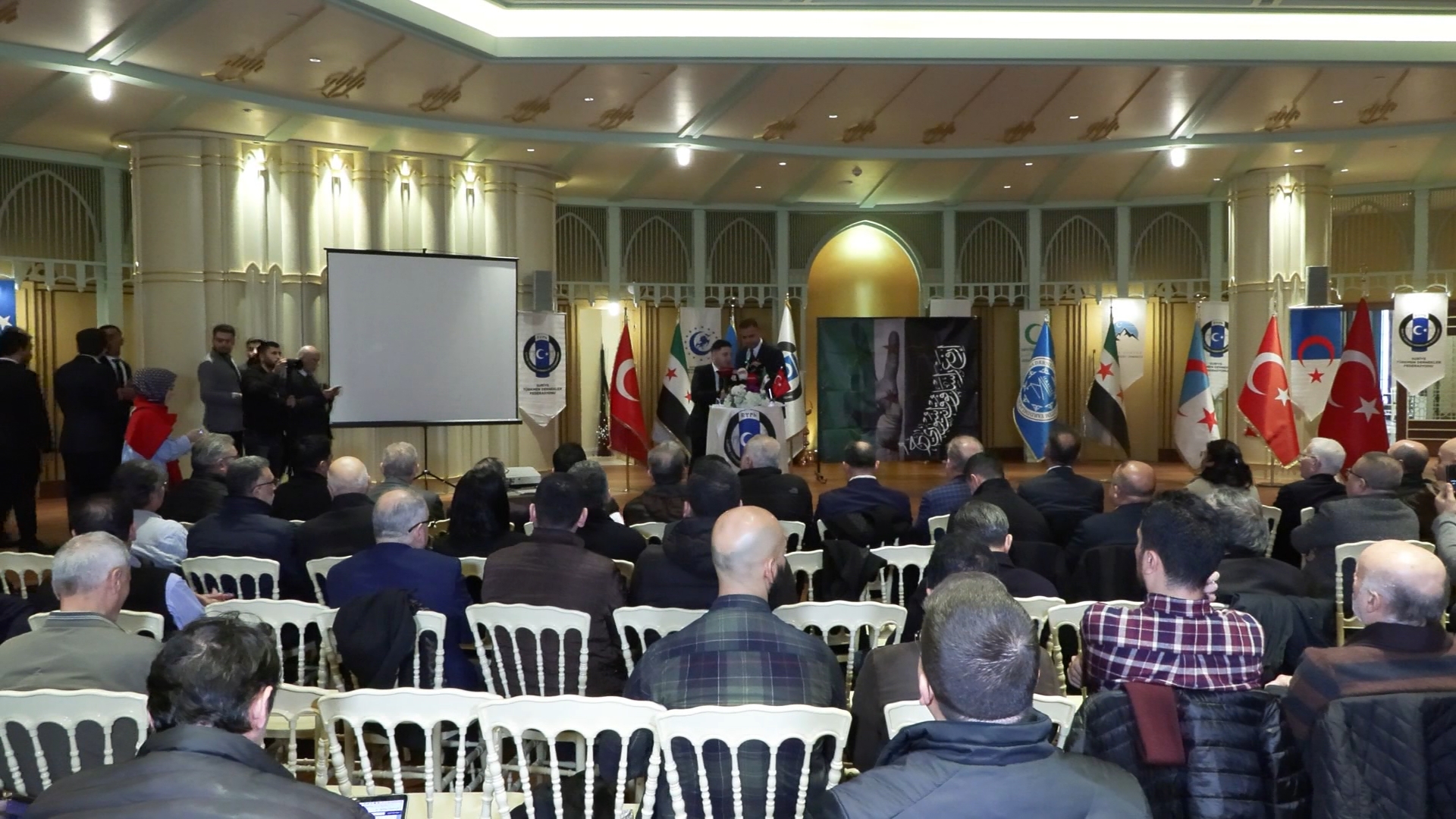 İstanbul Suriye Türkmen Derneklerinden açıklama: Türkmenlerin süreç dışına itilmesi kabul edilemez