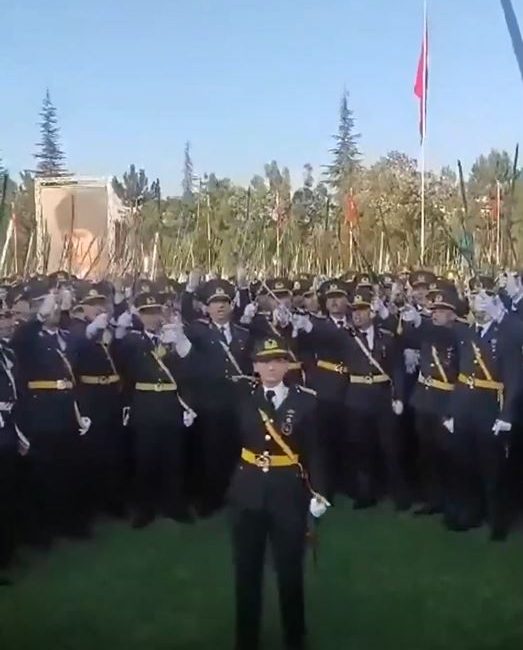 İLGİNİZİ ÇEKEBİLİR: Aziz Nikolaos’un ölüm yıl dönümünde Antalya’da özel ayin