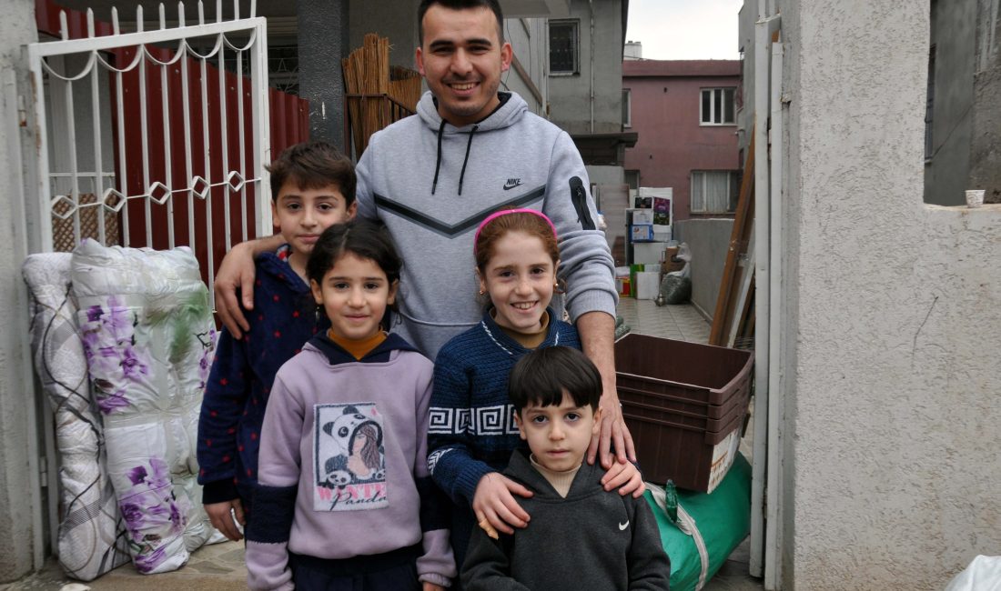 Ferhat DERVİŞOĞLU/REYHANLI(Hatay), – SURİYE’deki iç savaştan kaçarak sığındığı Türkiye’de mimarlık