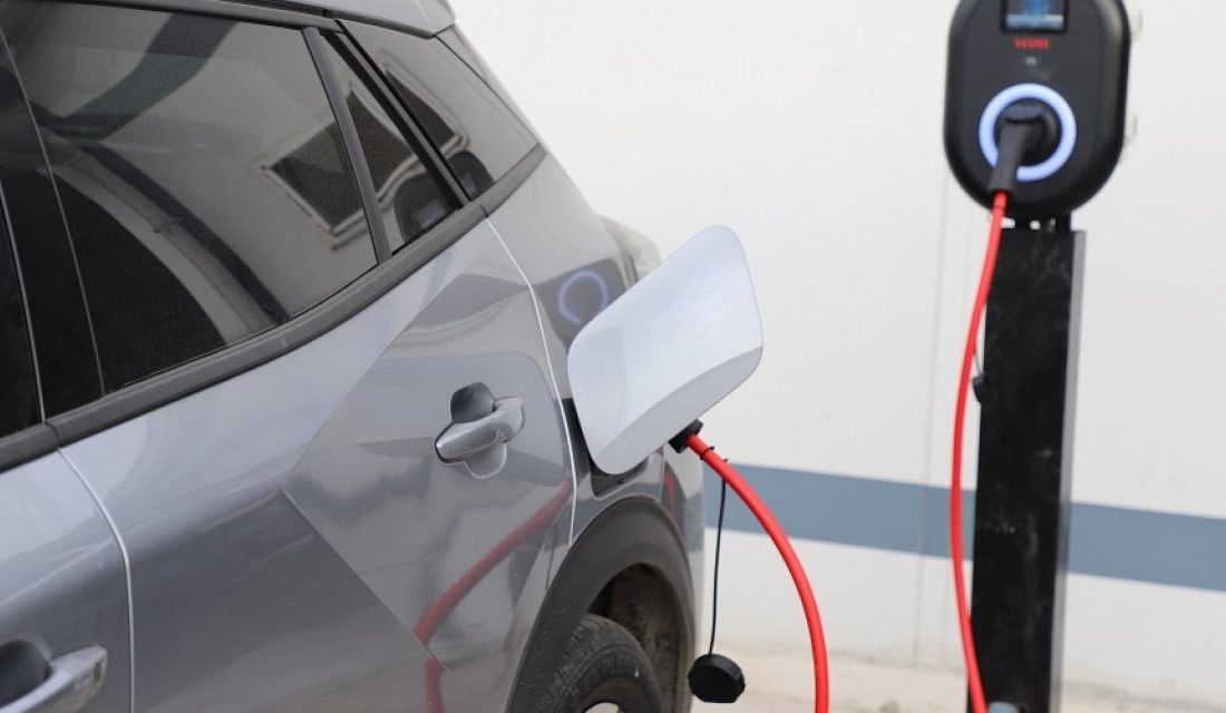 Kahramanmaraş ve Adıyaman'daki tüketicilerine hizmet veren AKEDAŞ Elektrik Dağıtım A.Ş.,