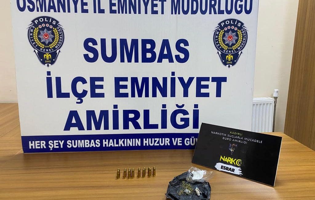 Sumbas ilçesinde gerçekleşen asayiş uygulamalarında 4.64 gram esrar ve 8,84