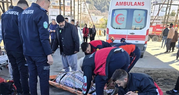 Düziçi’nde depo inşaatı çukuruna düşen Suriye uyruklu Muhammed Salih, AFAD