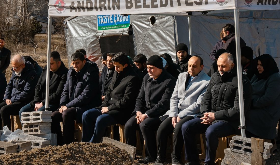 Kahramanmaraş’ta, 6 Şubat 2023 depremlerinde hayatını kaybeden vatandaşlar, Andırın’da düzenlenen
