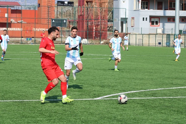 Bölgesel Amatör Ligde şehrimizi temsil eden HG Holding Onikişubatspor, sahasında