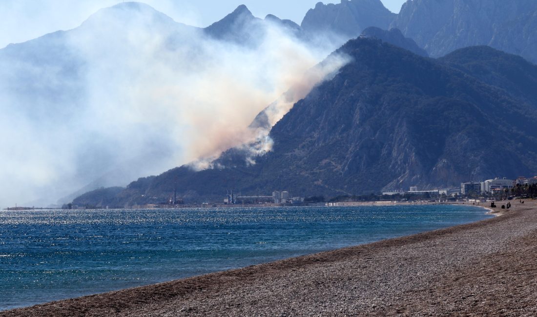İLGİNİZİ ÇEKEBİLİR: JAK ekiplerinden Cumhuriyet’in 100’üncü yılı için zirve tırmanışı