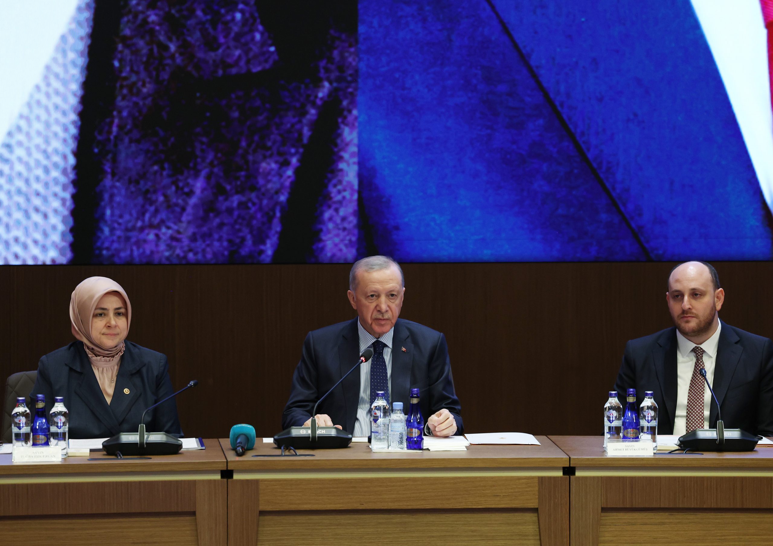 Erdoğan başkanlığında AK Parti Kadın Kolları MKYK toplantısı gerçekleştirildi