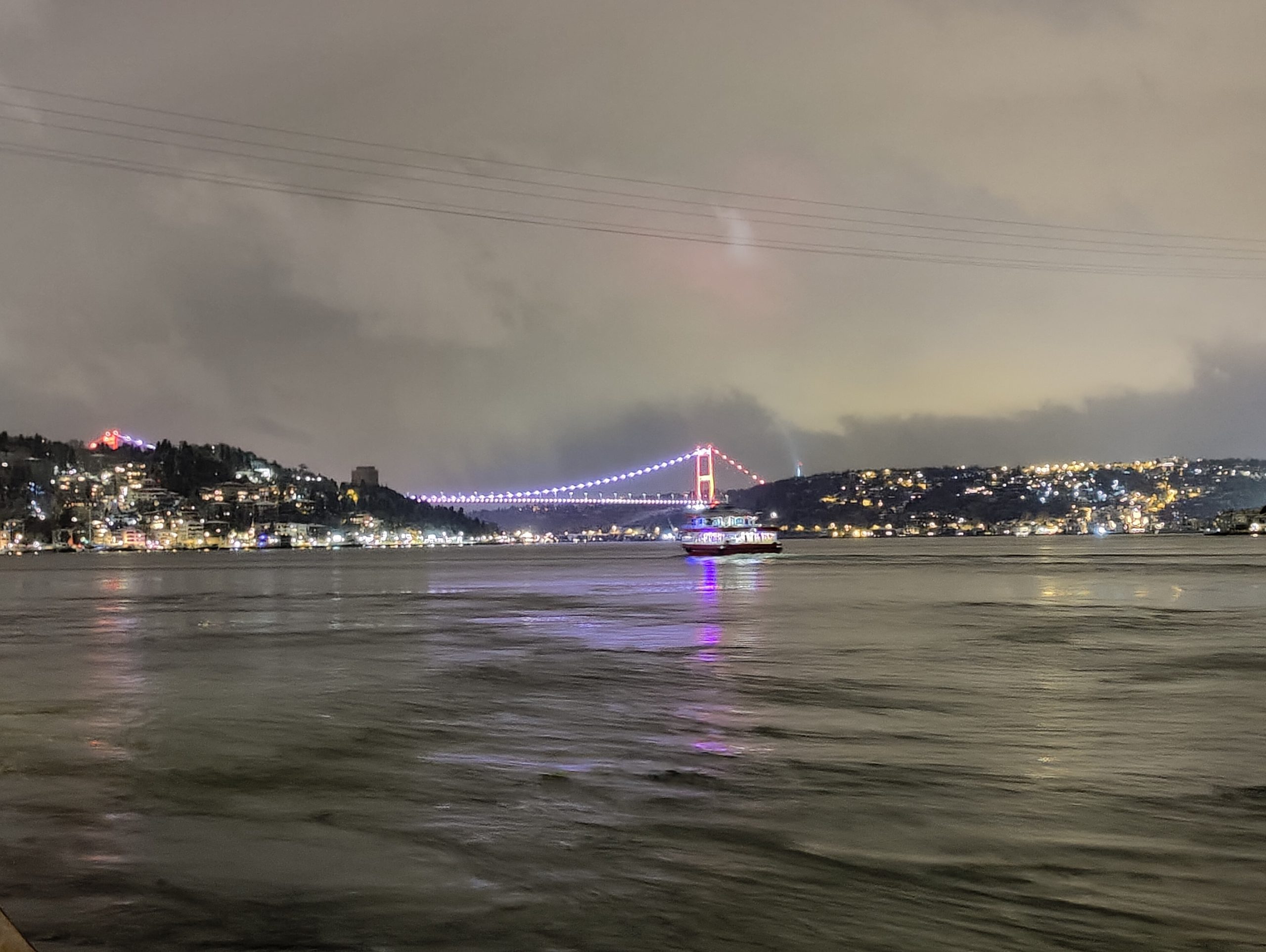 İstanbul İstanbul Boğazı'nda gemi trafiği askıya alındı / Ek fotoğraf Ek görüntü