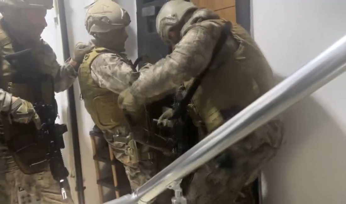 İçişleri Bakanı Ali Yerlikaya, terör örgütü DEAŞ’a yönelik Kahramanmaraş’ta dahil