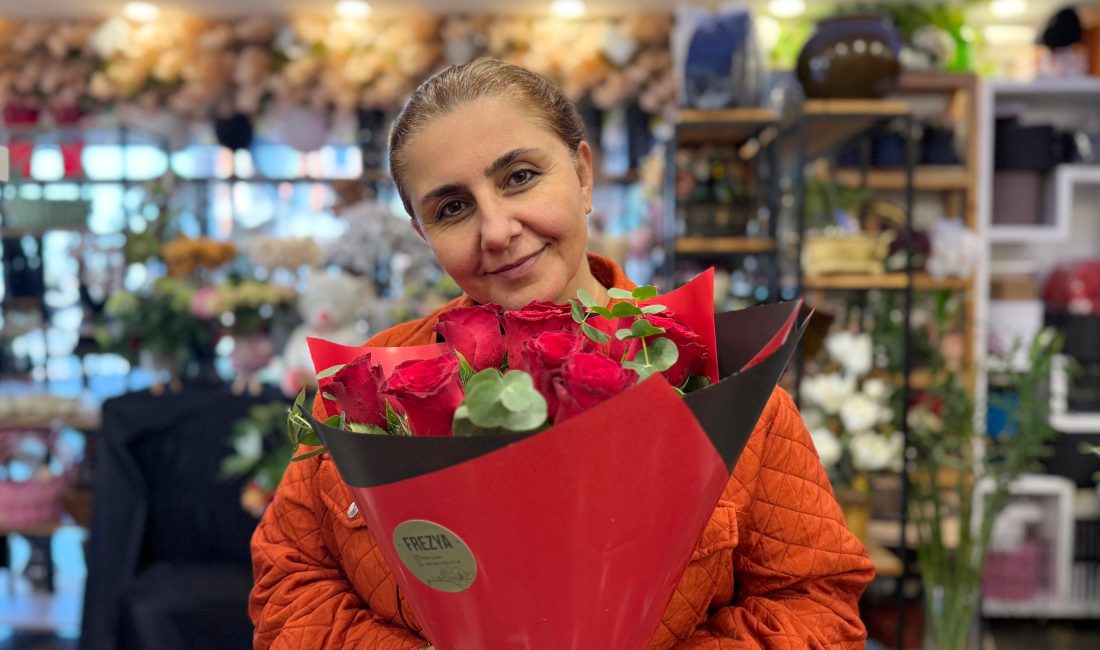 Aysu DURSUN-Tunahan KIR/ANTALYA, – ÇİÇEKÇİLER Esnaf Odası Antalya Şube Başkanı