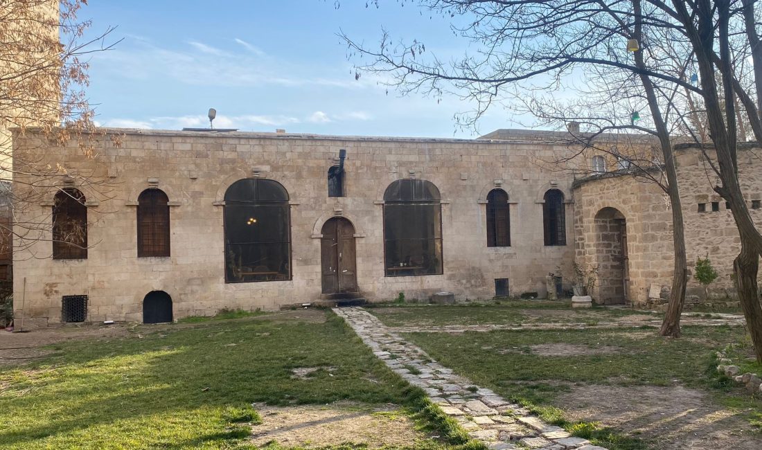 İhsan YILMAZ/DİYARBAKIR, – DİYARBAKIR’ın Silvan ilçesindeki tarihi Ali Ağa, Üstünler