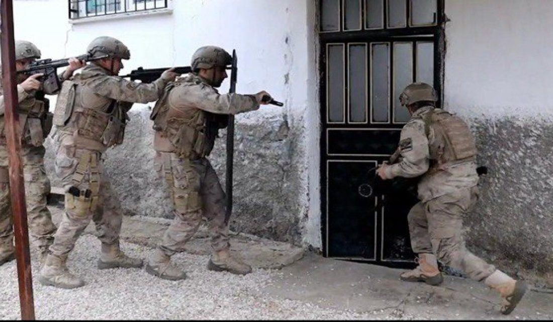 Kahramanmaraş’ta jandarma ekipleri tarafından gerçekleştirilen geniş çaplı uyuşturucu operasyonunda, uyuşturucu