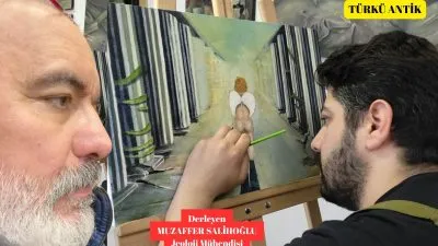 1989 İstanbul doğumludur. Sanat serüveni 2000’li yıllarının başlarında grafiti sokak