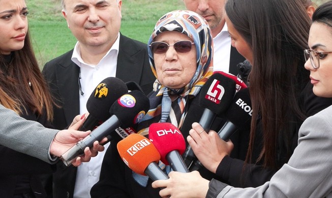 İstanbul Hava İmamoğlu, oğlu Ekrem İmamoğlu'nu cezaevinde ziyaret etti