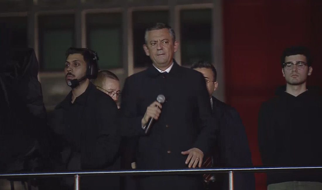 İSTANBUL, – CHP Genel Başkanı Özgür Özel Saraçhane’de konuştu. CHP