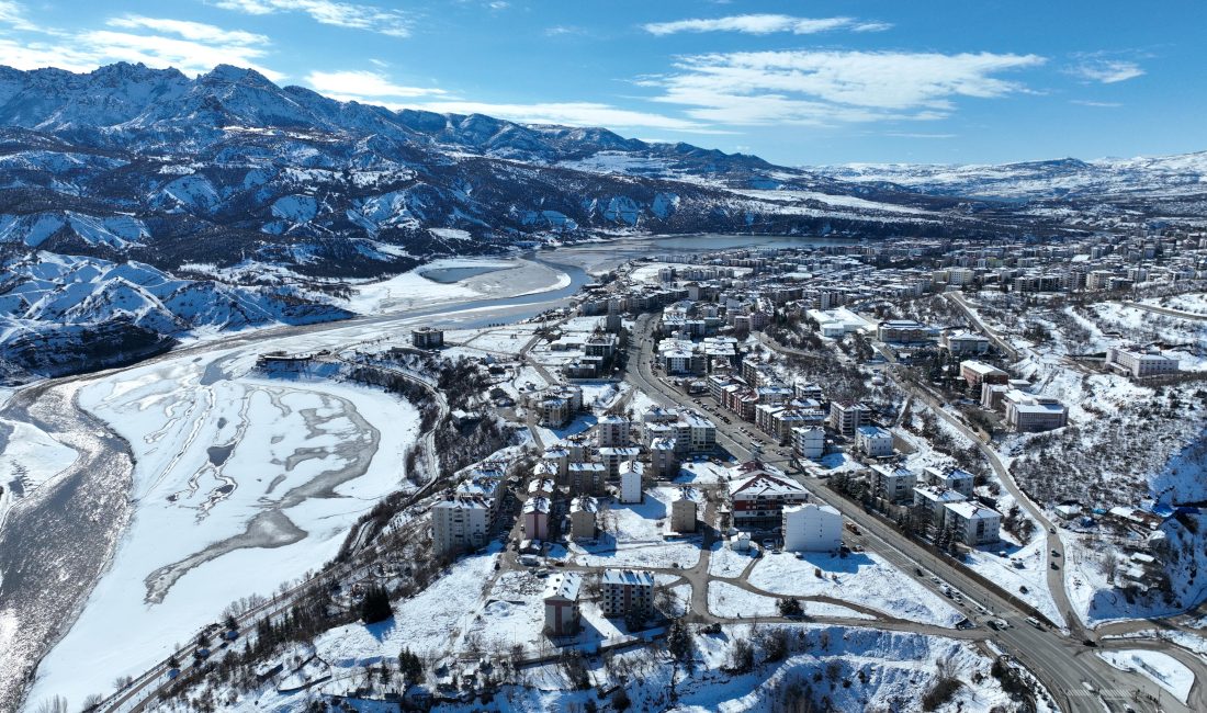 Serhat Ozan YILDIRIM/TUNCELİ, – TUNCELİ’de etkili olan kar yağışı nedeniyle
