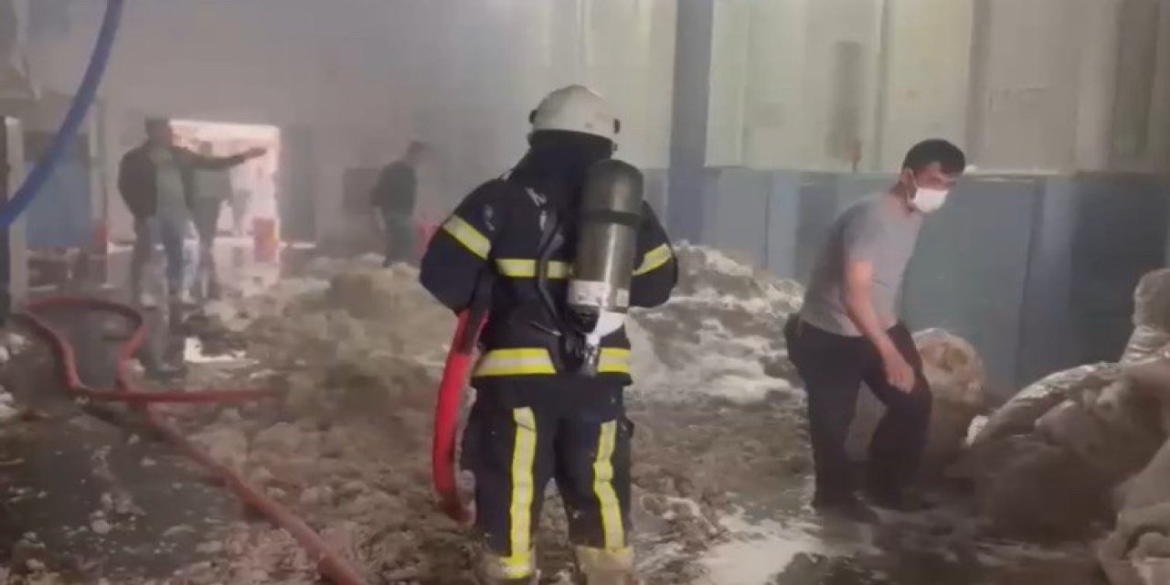 Kahramanmaraş'ta Tekstil Fabrikasında Yangın Çıktı 27260