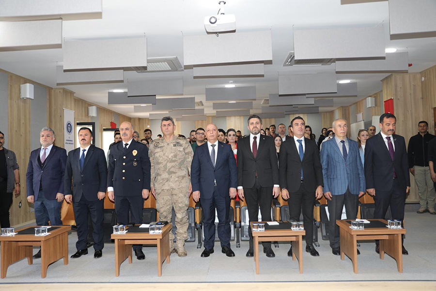 Kahramanmaraş İstiklal Üniversitesi Rektörü Prof. Dr. İsmail Bakan, “Çocuklarda Dijital