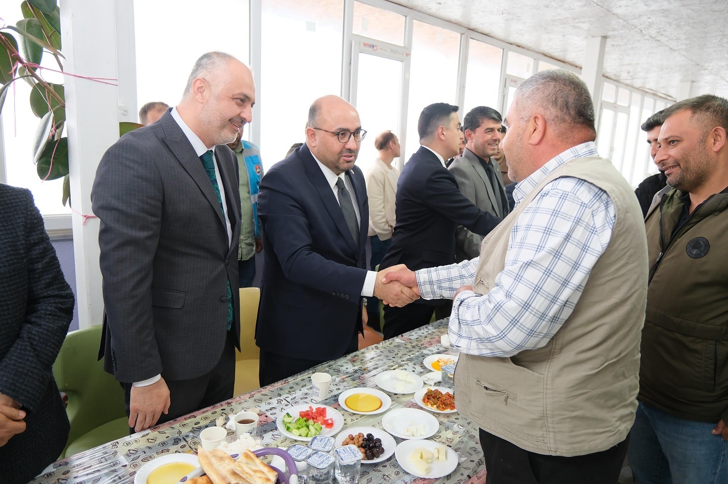 b043edbb 20f6 4a70 ad09 6d0c232546cb