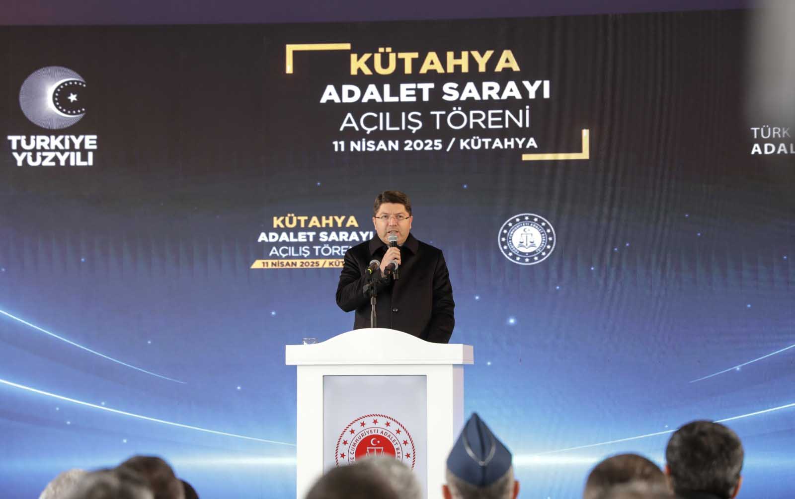 Bakan Tunç: Yargının bağımsız ve tarafsız olmadığını söylemek insafsızlıktır Bakan Tunç: Yargının bağımsız ve tarafsız olmadığını söylemek insafsızlıktır