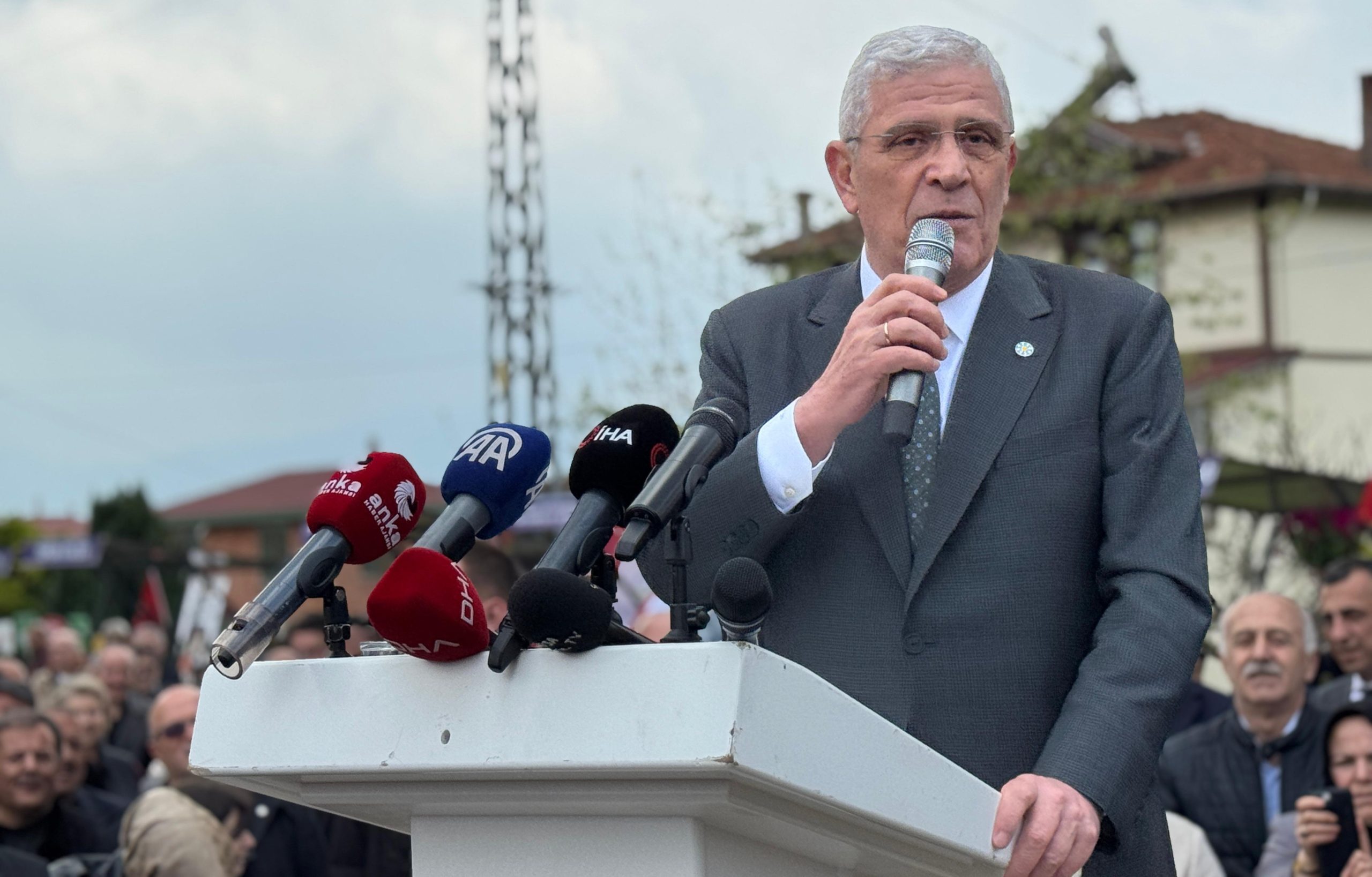 Dervişoğlu: Fındık, Karadeniz için sadece ekonomik faaliyet değil, aynı zamanda yaşam biçimi Dervişoğlu: Fındık, Karadeniz için sadece ekonomik faaliyet değil, aynı zamanda yaşam biçimi