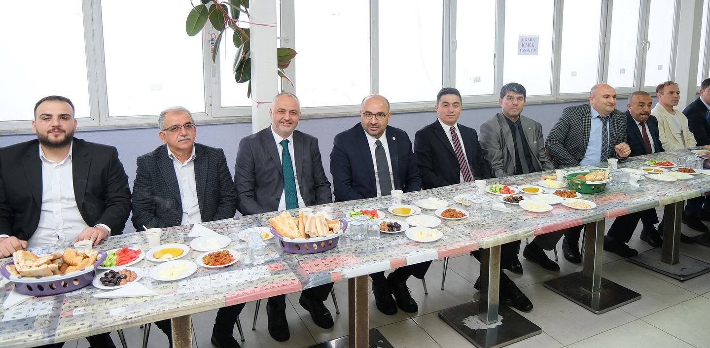 f5c60c32 9d49 4ae5 bed5 dd6e4ce5f8c7