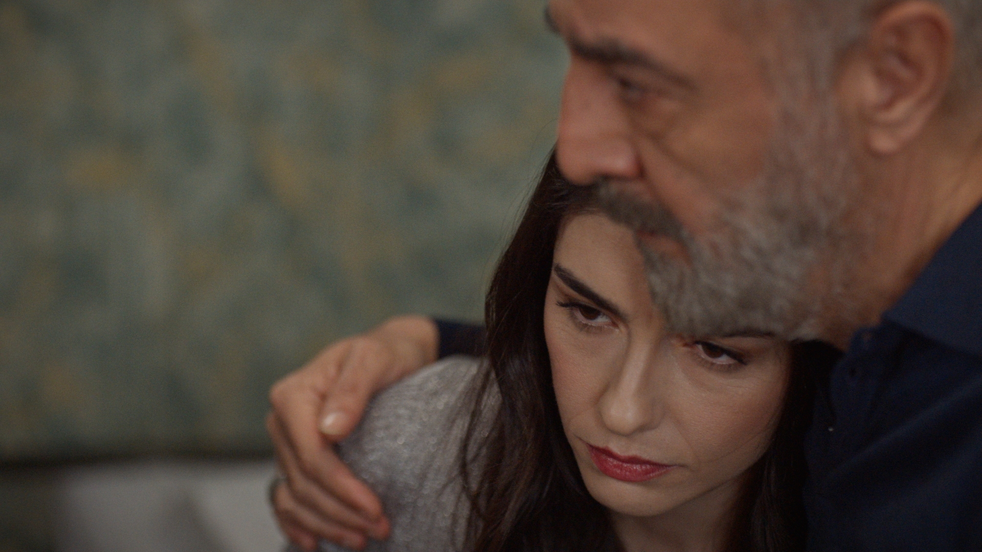 İnci Taneleri'nde Dilber’den Azem’e duygu dolu sitem