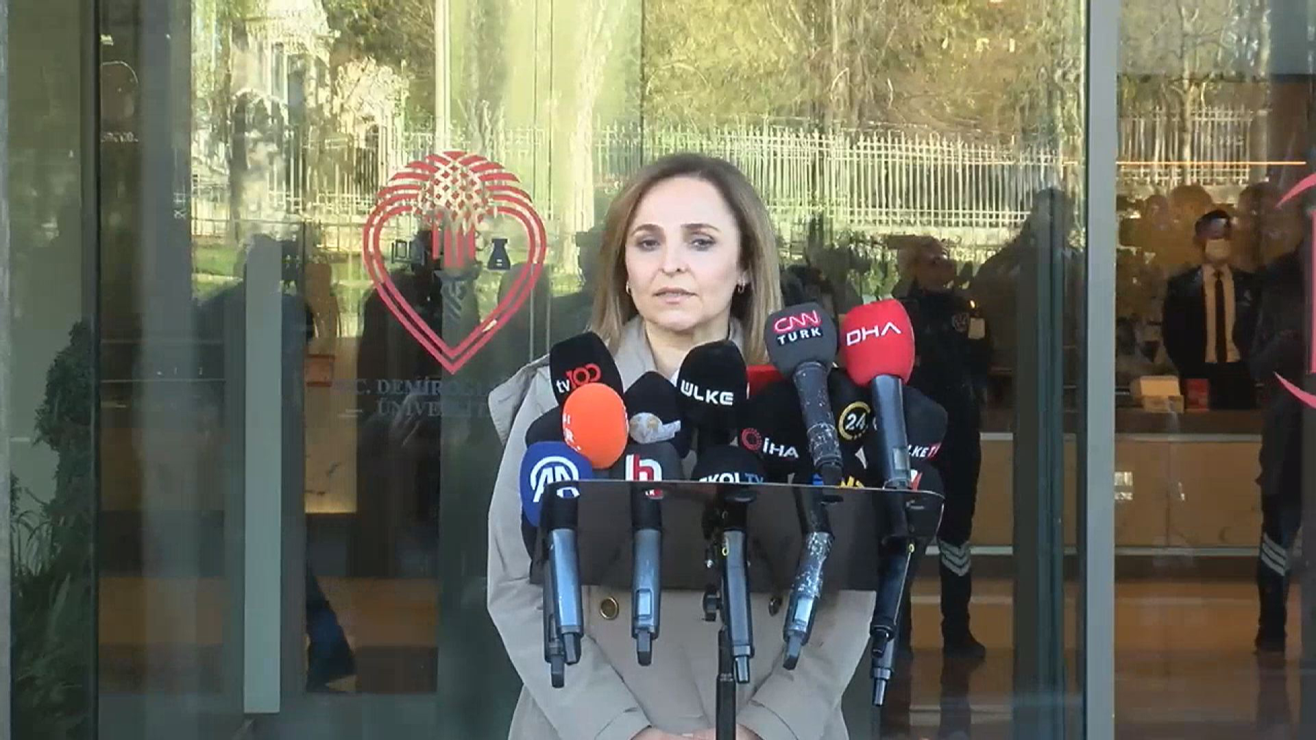 İstanbul DEM Parti Sözcüsü Ayşegül Doğan: Ameliyat henüz bitmedi 3