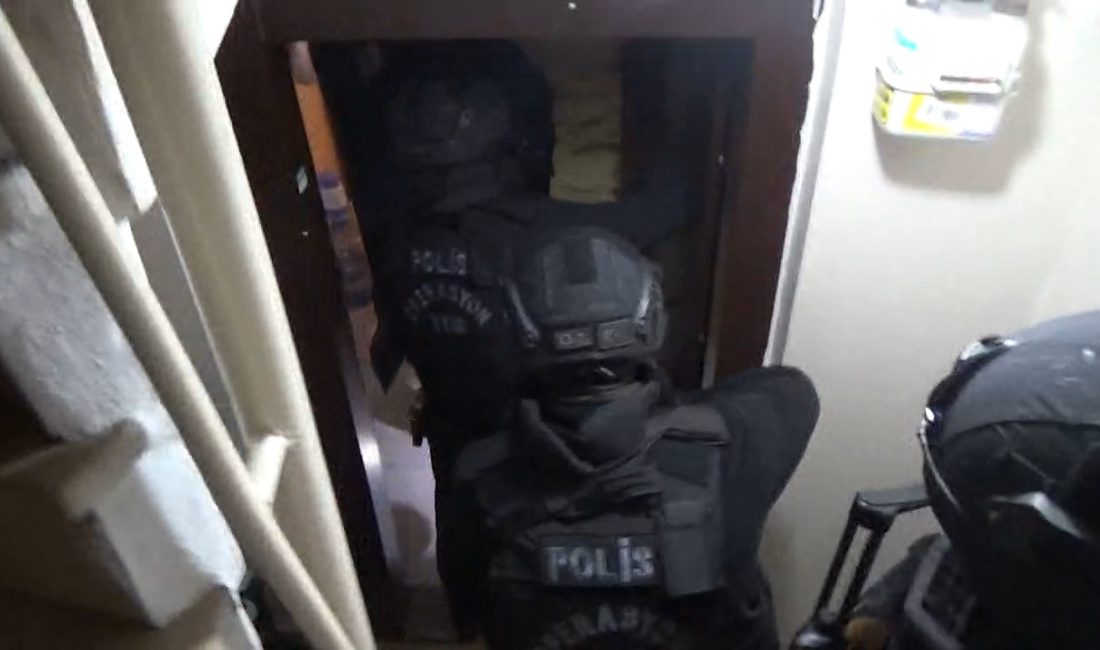 Ayşe GÜREL/İSTANBUL – İSTANBUL’da DEAŞ silahlı terör örgütüyle bağlantılı olduğu