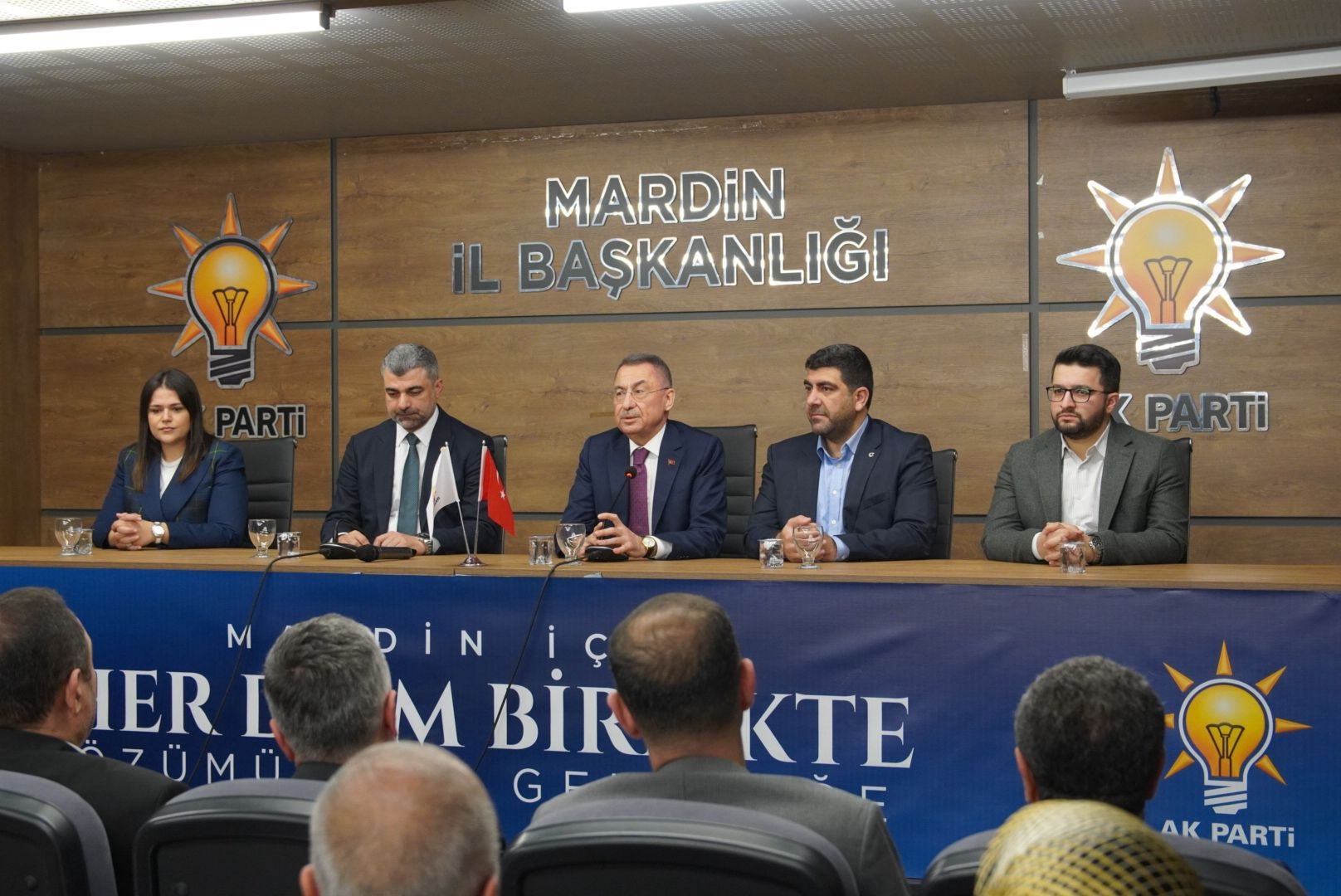 TBMM Dışişleri Komisyonu Başkanı Oktay: Türkiye'yi tehdit etmek kimsenin haddine değil (2)