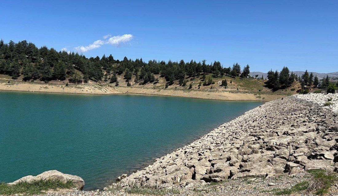 Çağlayancerit’teki Merk Göleti Tehlike Altında! Kahramanmaraş’ın Çağlayancerit ilçesinde bulunan Merk Göleti, uzun süredir devam eden