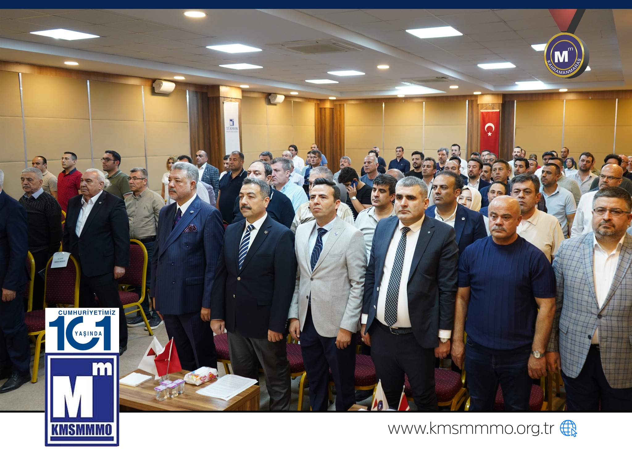 Microphones and recorders for journalism symbol.