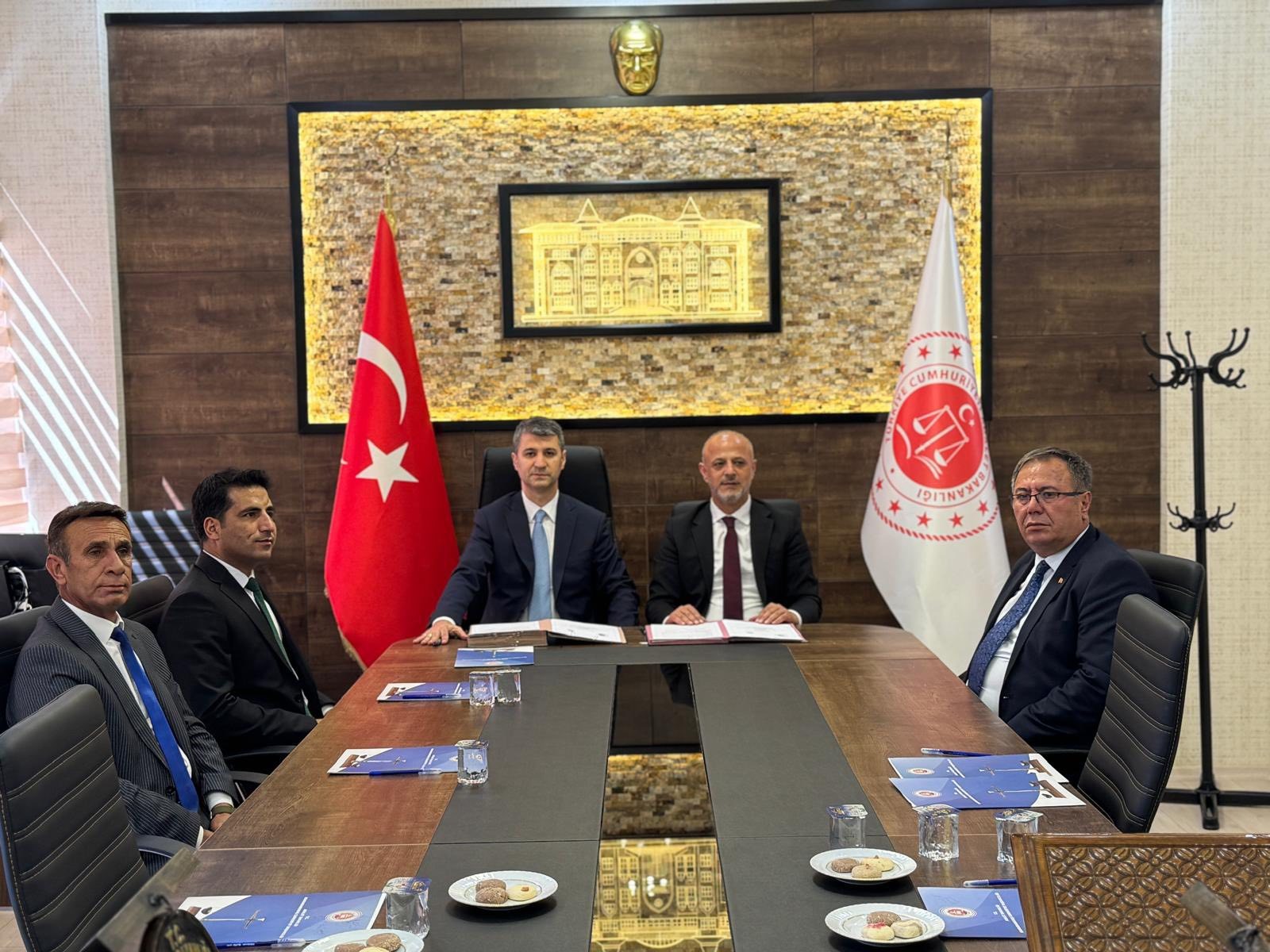 WhatsApp Image 2025-05-21 at 22.07.09 WhatsApp Image 2025 05 21 at 22.07.09