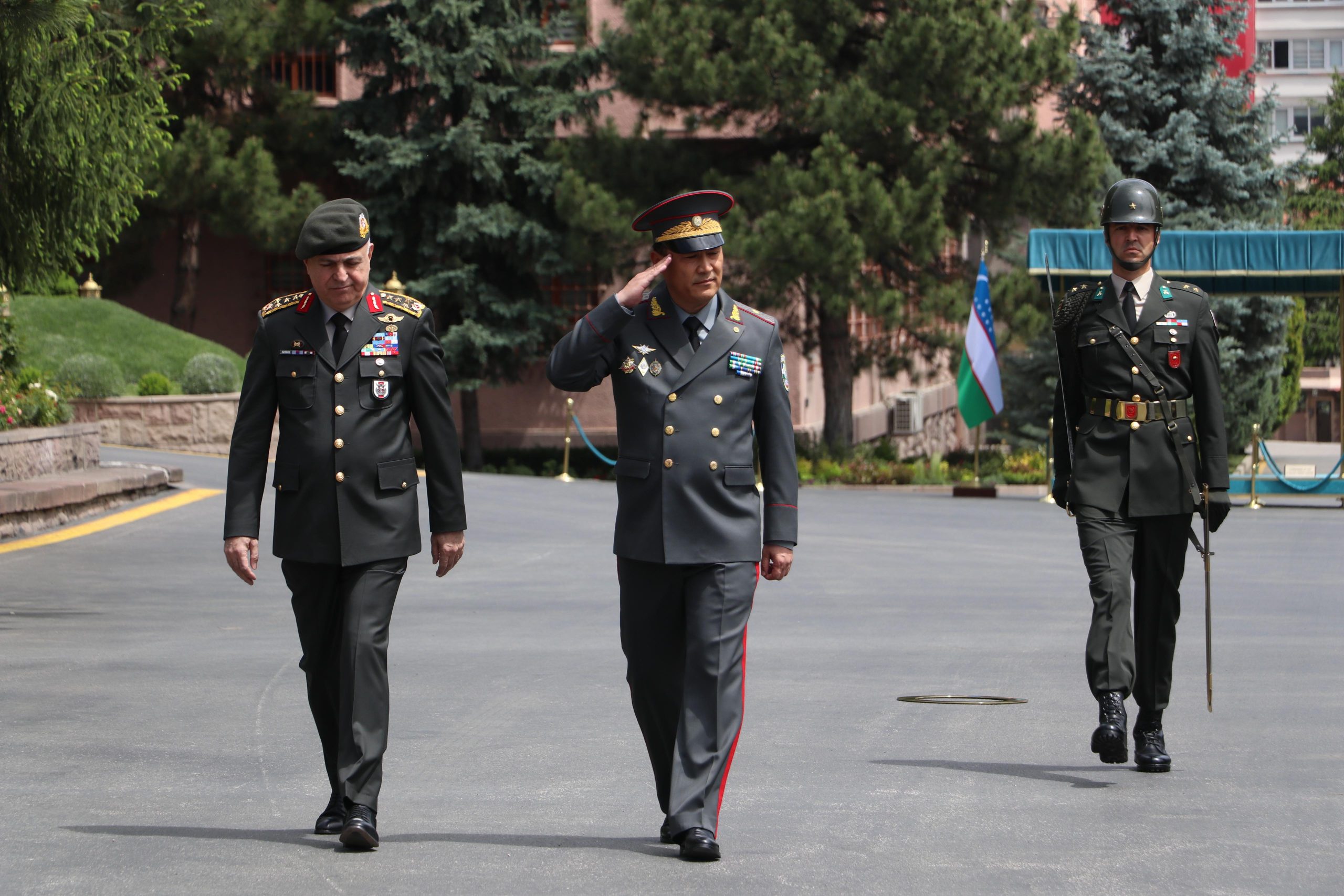 Ankara- Genelkurmay Başkanı Orgeneral Gürak, Özbek mevkidaşı İminov ile görüştü /Video eklendi 1 Ankara Genelkurmay Başkanı Orgeneral Gürak, Özbek mevkidaşı İminov ile görüştü /Video eklendi