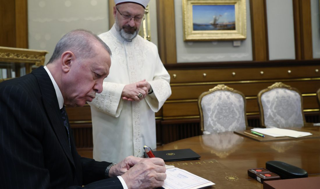 ANKARA, – CUMHURBAŞKANI Recep Tayyip Erdoğan, Türkiye Diyanet Vakfı’na (TDV)