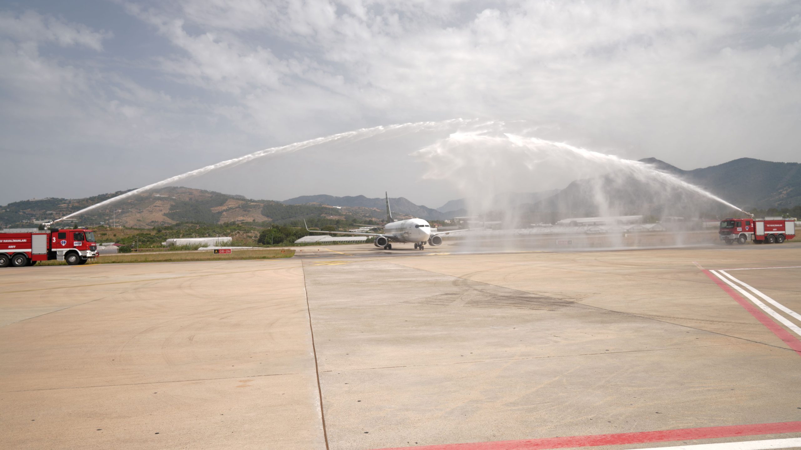 Gazipaşa-Alanya Havalimanı, Copenhagen Air Taxi'nin ilk uçuşunu karşıladı 1 Gazipaşa Alanya Havalimanı, Copenhagen Air Taxi'nin ilk uçuşunu karşıladı